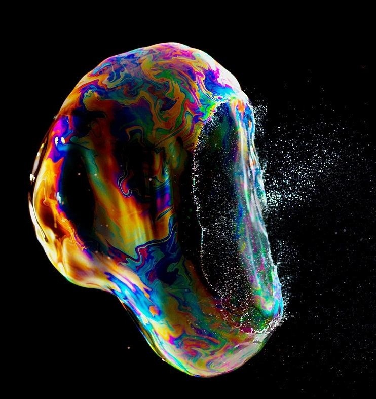 The Iridescent Beauty of Bursting Bubbles Captured with High-Speed Photography