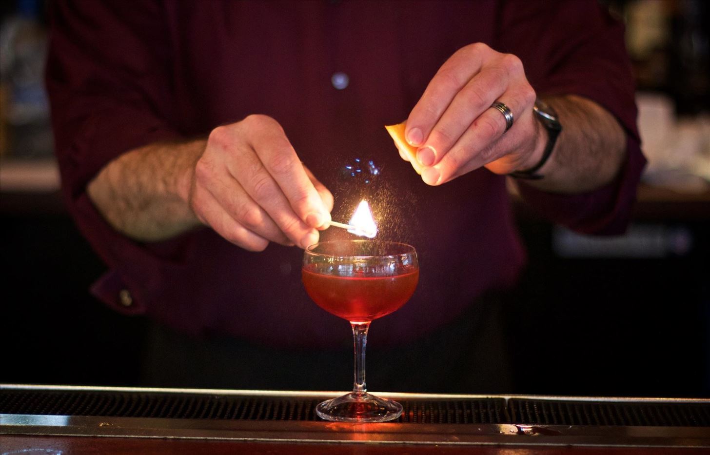 Impress Your Drinking Buddies with These 10 Pro Cocktail Hacks