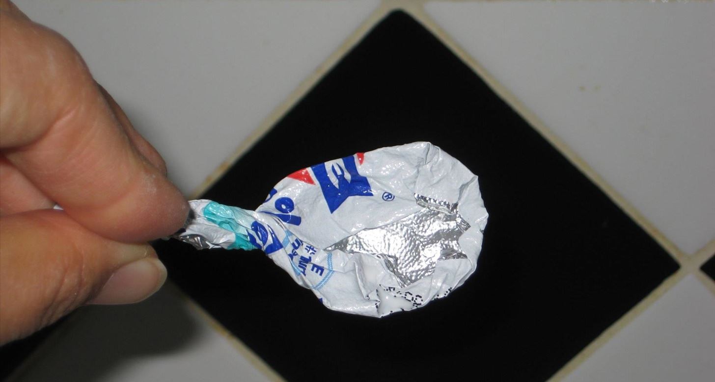 The Foil Lids on Your Snack Pack Foods = Handy Makeshift Spoons
