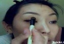 Apply makeup for Asian eyes