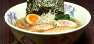 Make Yakibuta Ramen (Japanese noodle dish with pork)