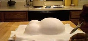 Make a pregnant belly fondant cake