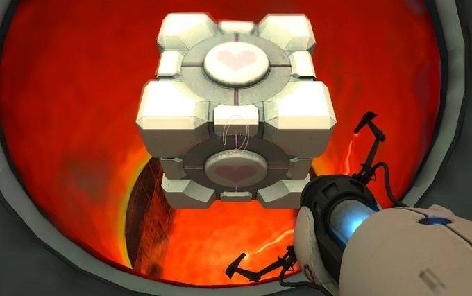 Hacked Portal Gun Prop Actually Levitates a Companion Cube!