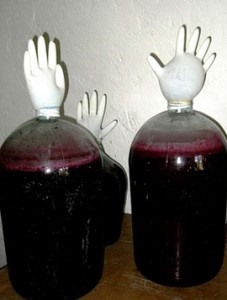 How to Make Home Made Grape Wine