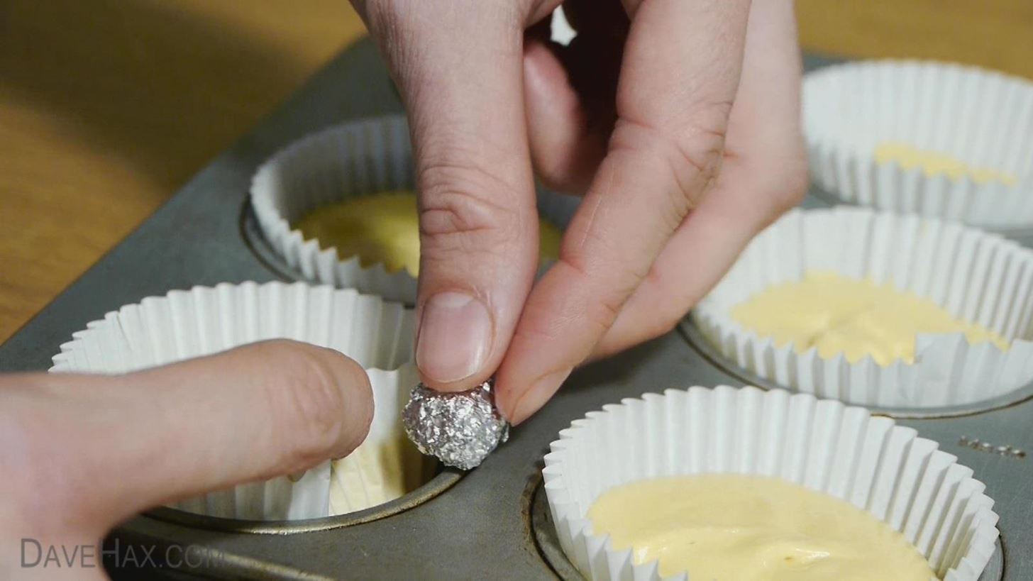 How to Make Heart-Shaped Cupcakes for a Valentine's Day Surprise