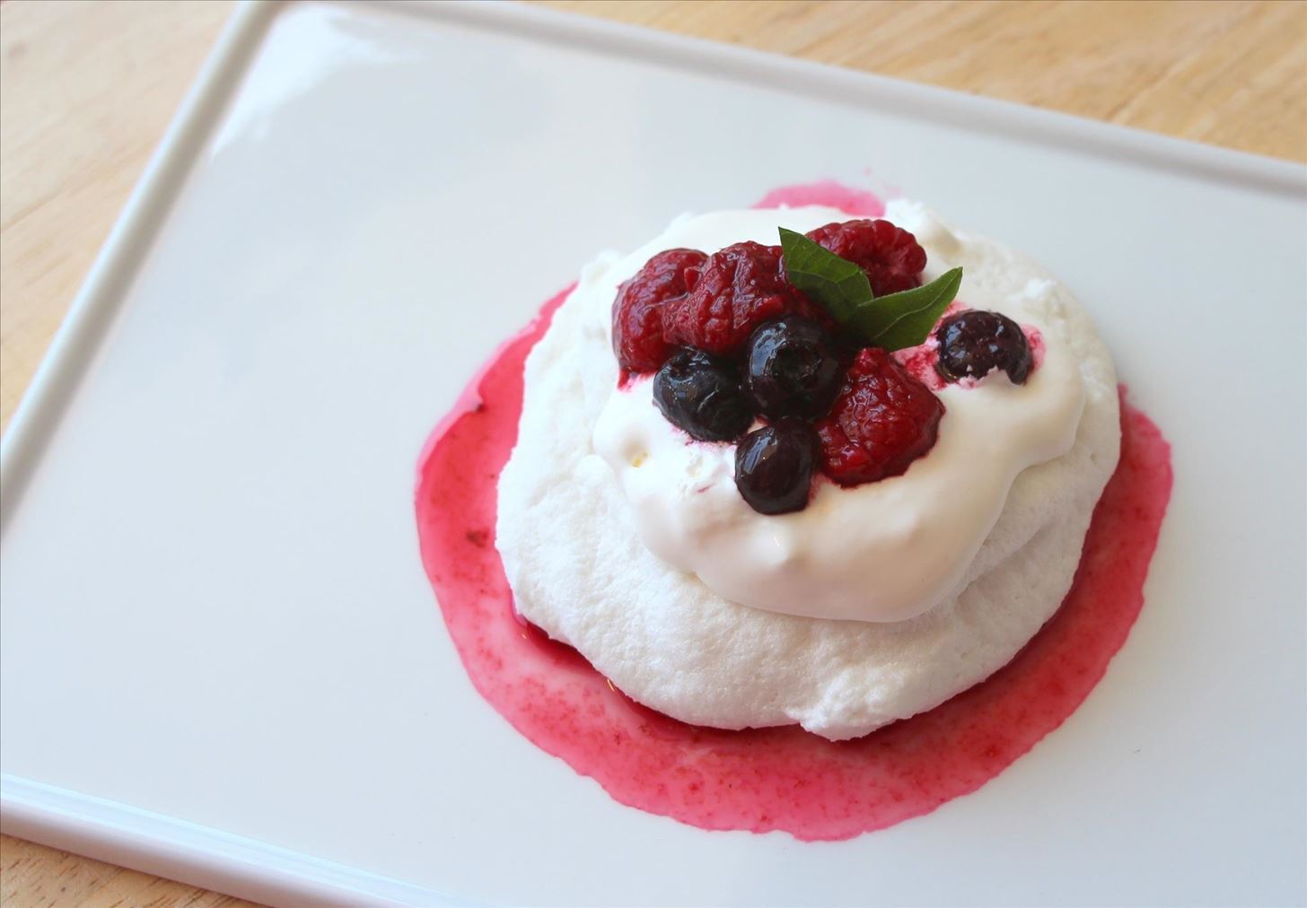 How to Make Delicious 3-Minute Meringues in Your Microwave