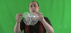 Make a diamond ring out of balloons