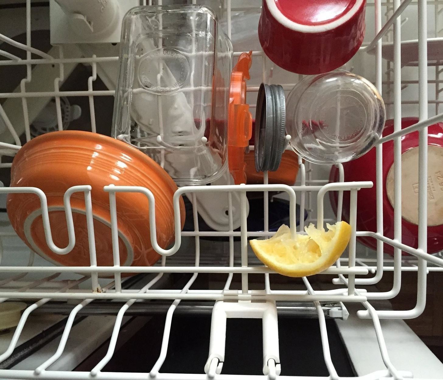 41 Household Cleaning Hacks That You Needed in Your Life Yesterday