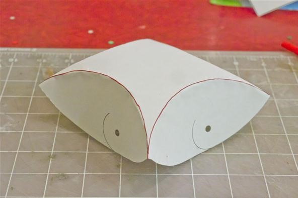 How to Make Yin-Yang Pillow Boxes