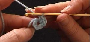 Close a hole in a crochet circle