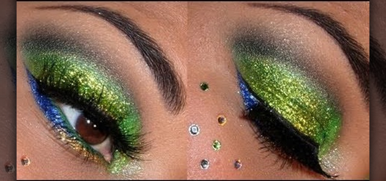 How To Create An Emerald Green And Blue Glittery Holiday Eye Makeup Look Makeup Wonderhowto