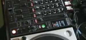 Use the roll feature on the Pioneer DJM-800 mixer