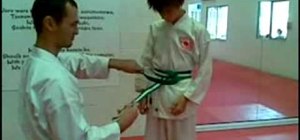 Tie your karate belt, step by step