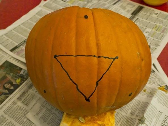 How to Carve Fractals and Stars Pumpkins « Math Craft :: WonderHowTo