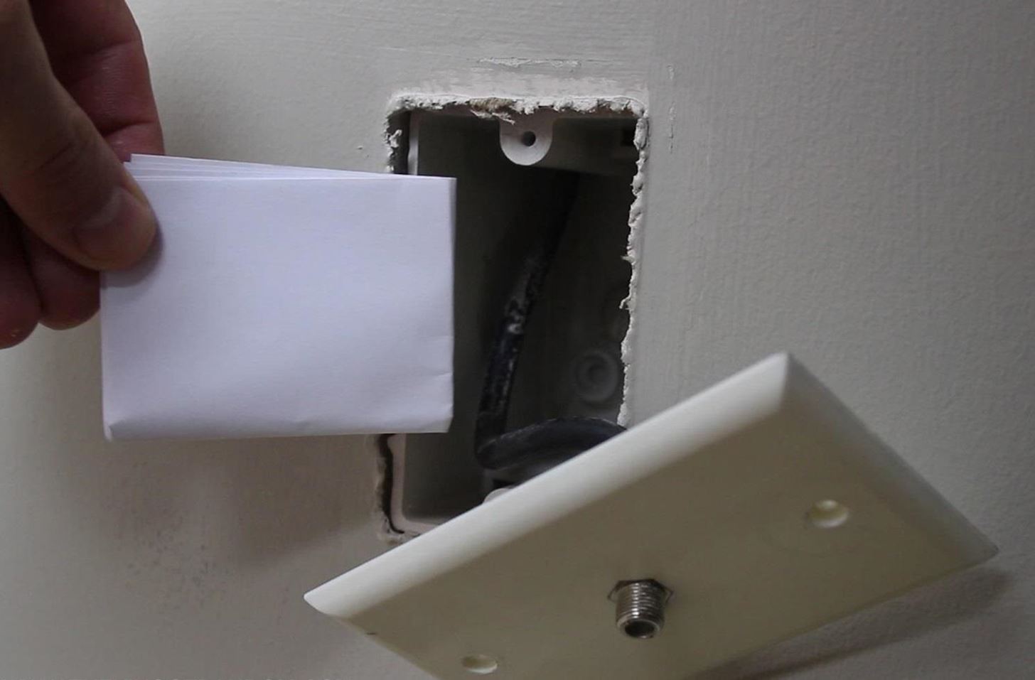 How to Make a Super Secret Wall Safe for Less Than $3