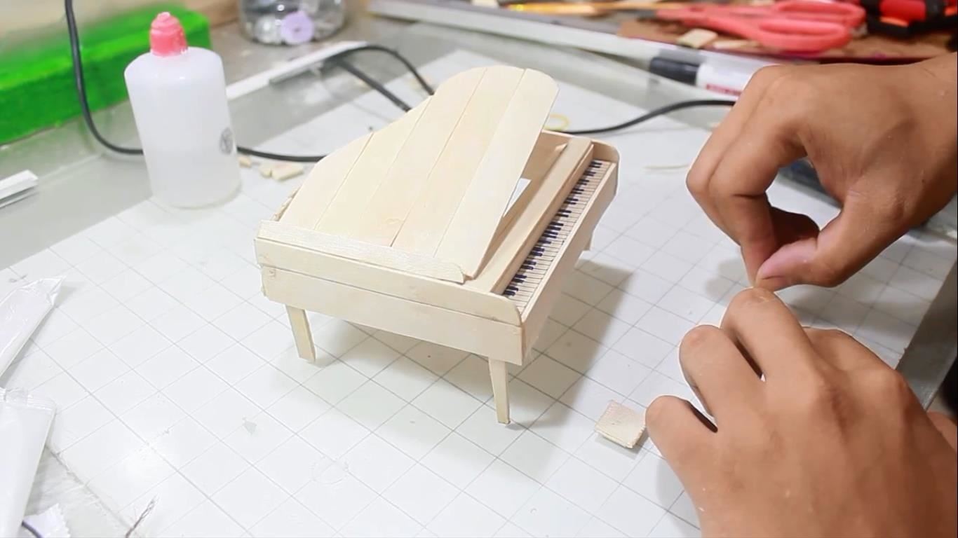 How to Make a Piano from Tongue Depressor