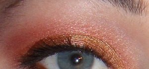 Create a gold makeup look for blue eyes with XSparkage