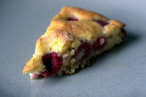 RECIPE: Rasberry Buttermilk Cake Is Yum for Summer