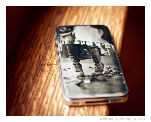 Turn Your iPhone's Glass Back Panel into a Vintage Wet Collodion Photo Plate
