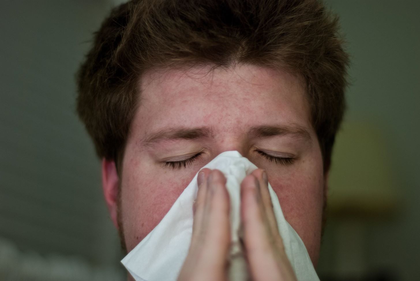 Clear Your Stuffy Sinuses in Seconds Using Nothing but Pressure