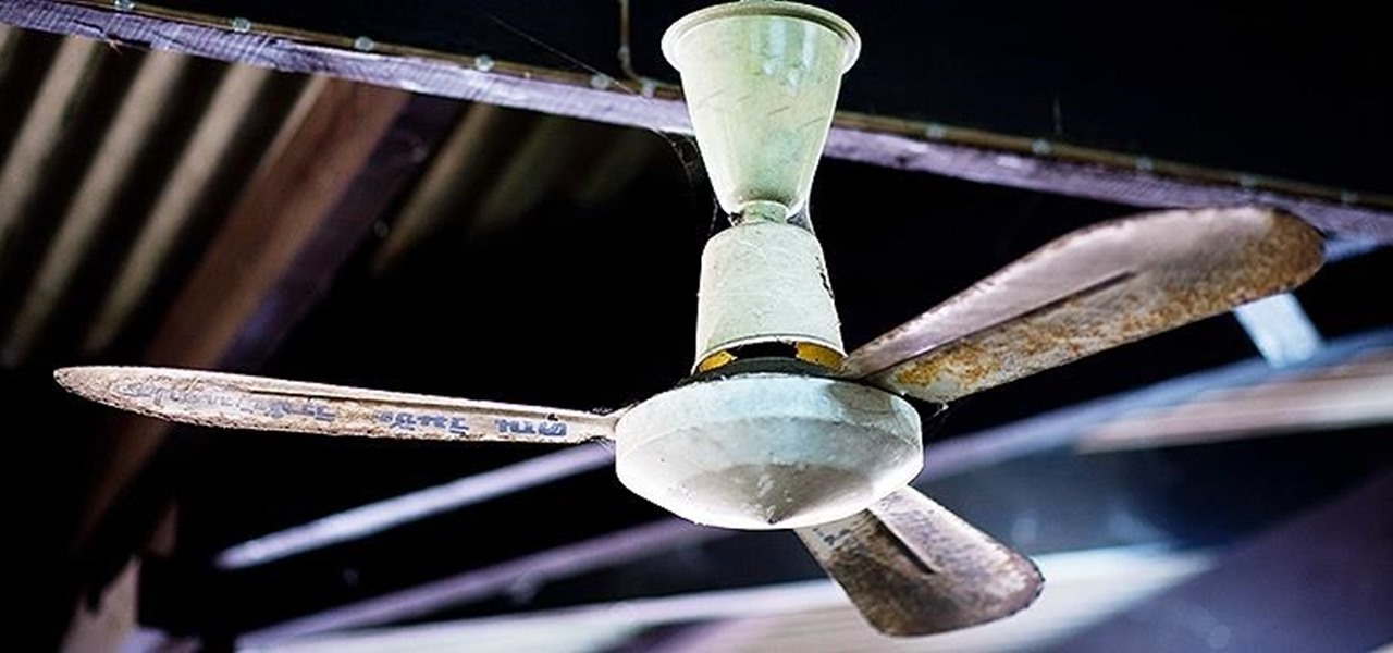 Ceiling Fan Not Cooling It Might Be Spinning Backwards Macgyverisms Wonderhowto - Why Is Ceiling Fan Not Working