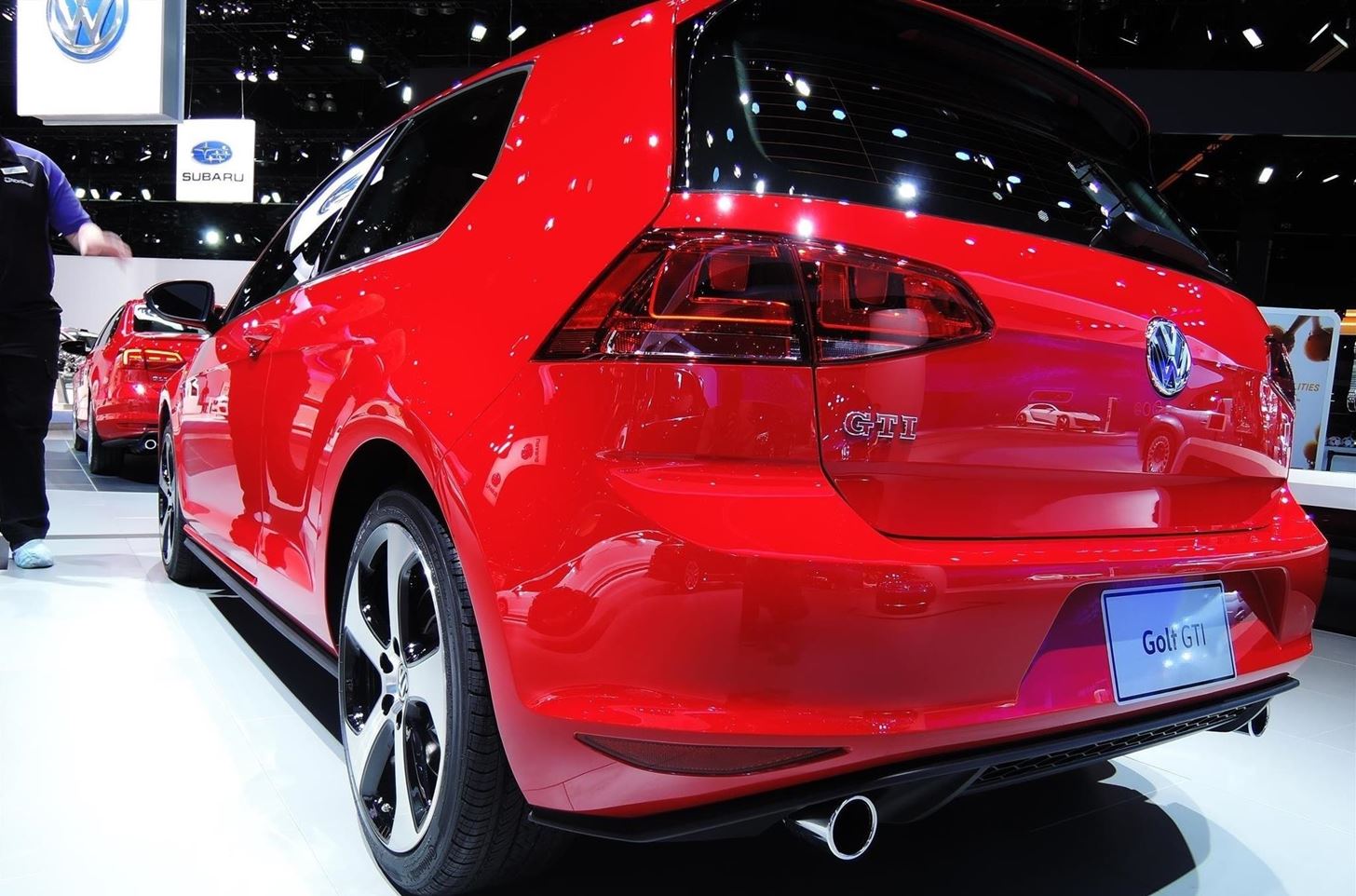 LA Auto Show: VW Does Infotainment the Right Way