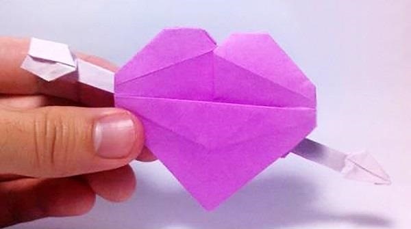 10 Easy, Last-Minute Origami Projects for Valentine's Day