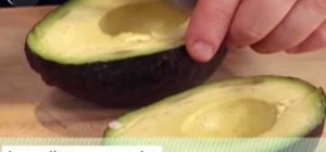 Make authentic guacamole from scratch in one minute