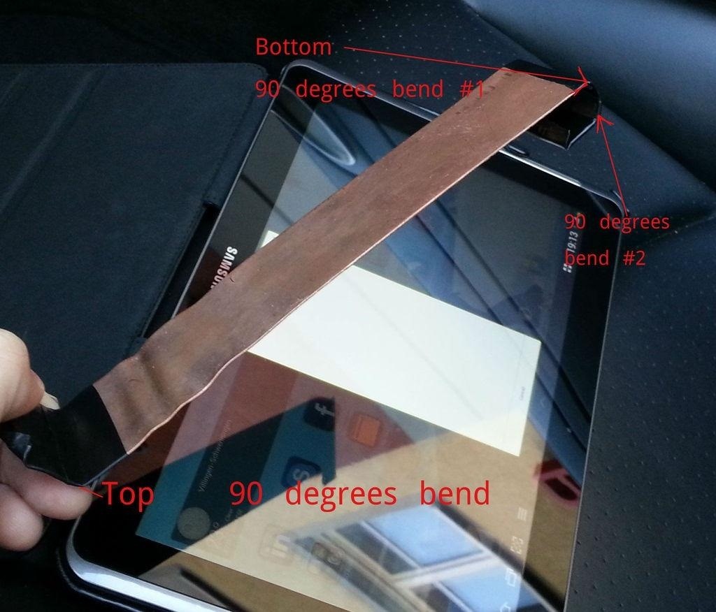 Add a Samsung Galaxy or Apple iPad to Your Car's Dash with This DIY Removable Tablet Mount