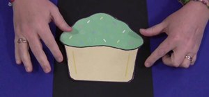 Make a cupcake shaped book