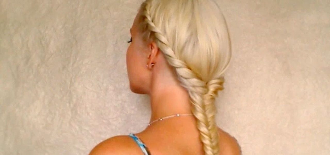 How to Easy romantic summer hairstyles for medium long hair tutorial 2011  beach party « Hairstyling :: WonderHowTo