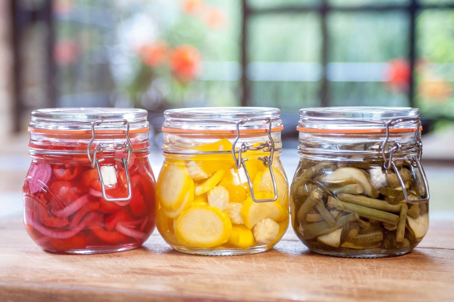 This Formula Creates Perfectly Pickled Fruits & Veggies Every Time