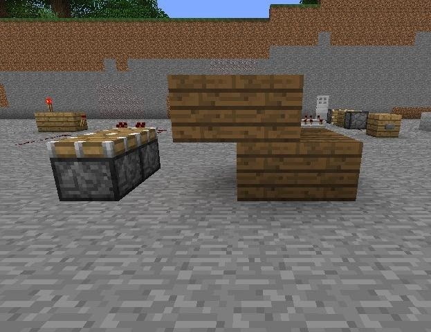 Why Walk When You've Got Pistons? How to Make a Minecraft Travelator