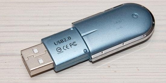 Create Strong Passwords Automatically with This DIY USB Password Generator