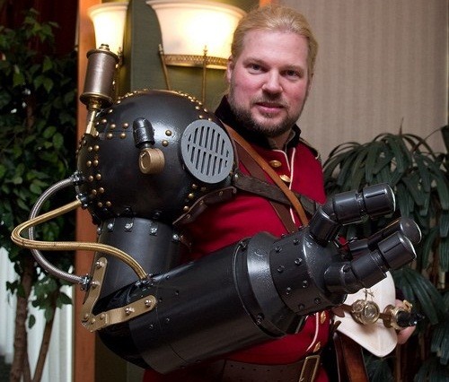 Steampunk R&D Podcast 01: Thomas Willeford on Creating His Empire