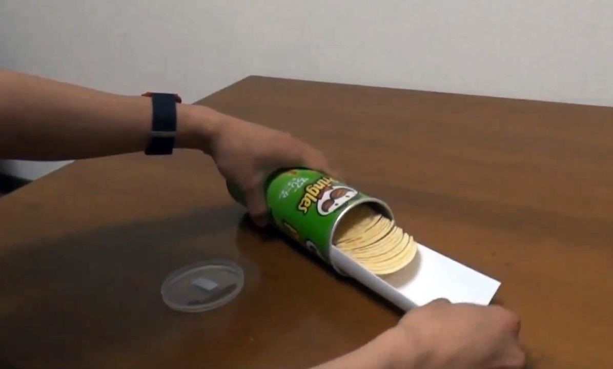 The Dead-Simple Trick to Getting Chips Out of a Pringles Can—Fast & Mess-Free