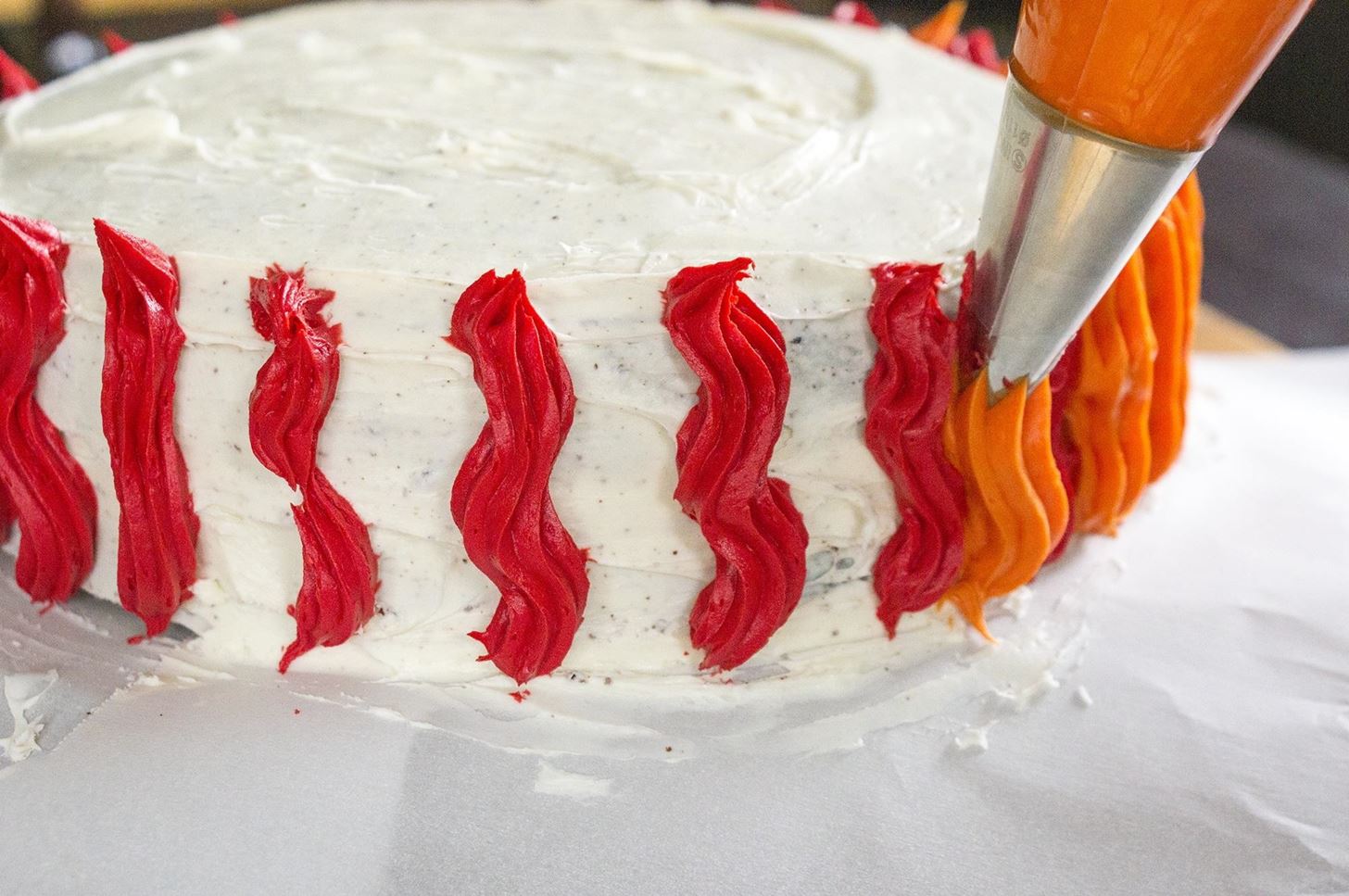 How to Frost Your Cake Like a Pro