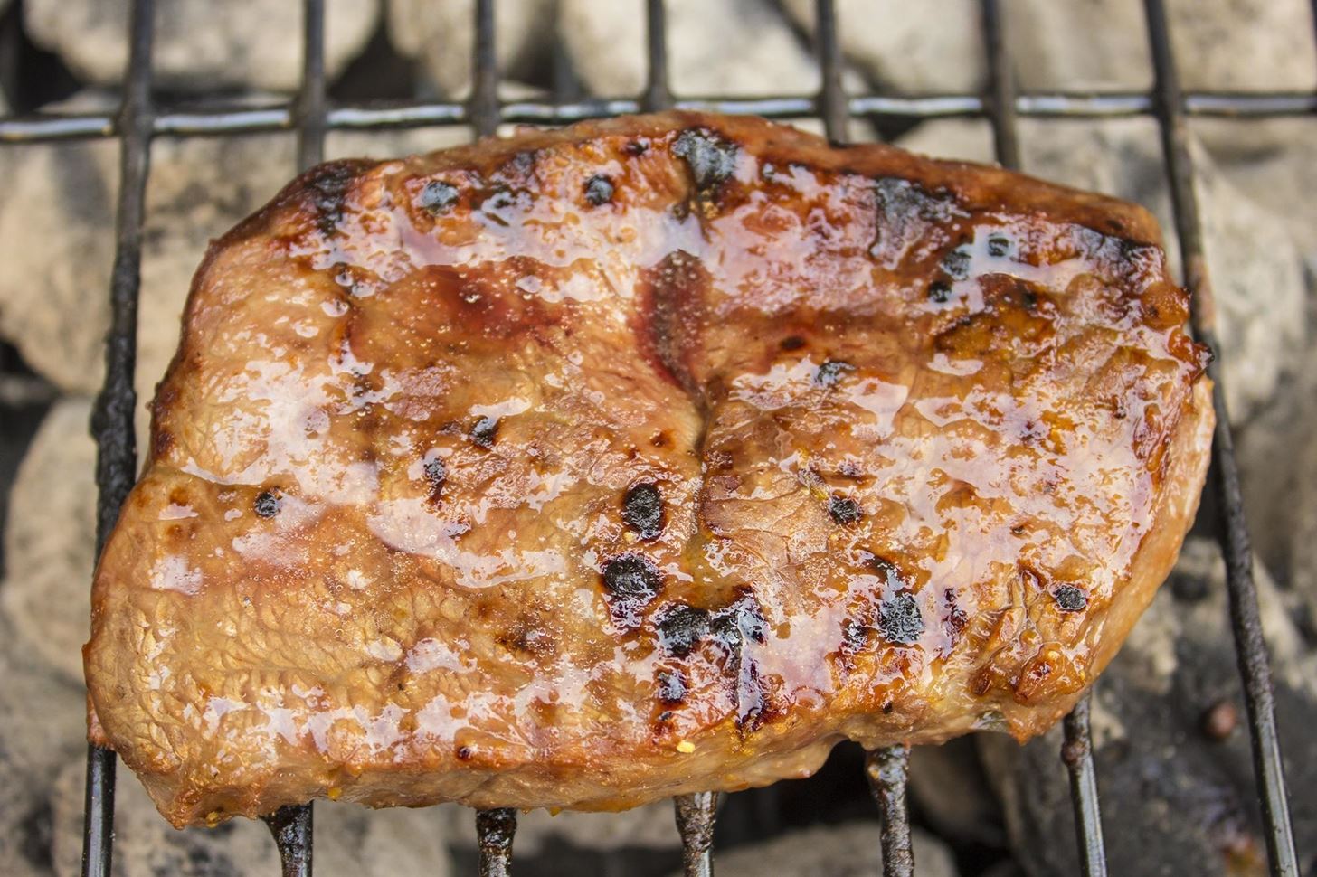 These Two Items Make the Only Meat Marinade You'll Ever Need