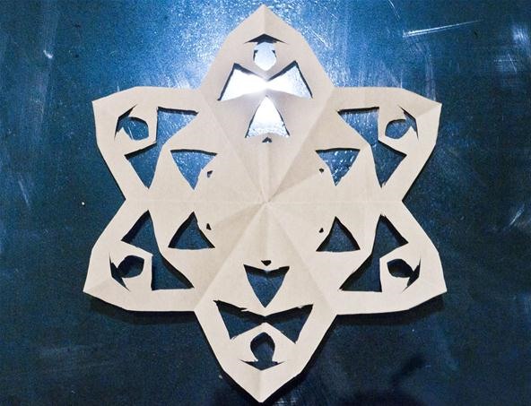 How to Make 6-Sided Kirigami Snowflakes