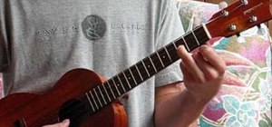 Play E minor scales on the ukulele