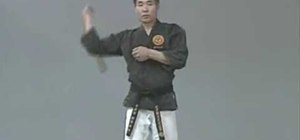 Execute catching techniques in nunchaku use