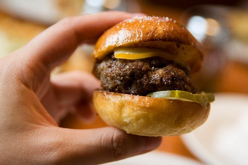 How to An Exhaustive Guide to Burgers