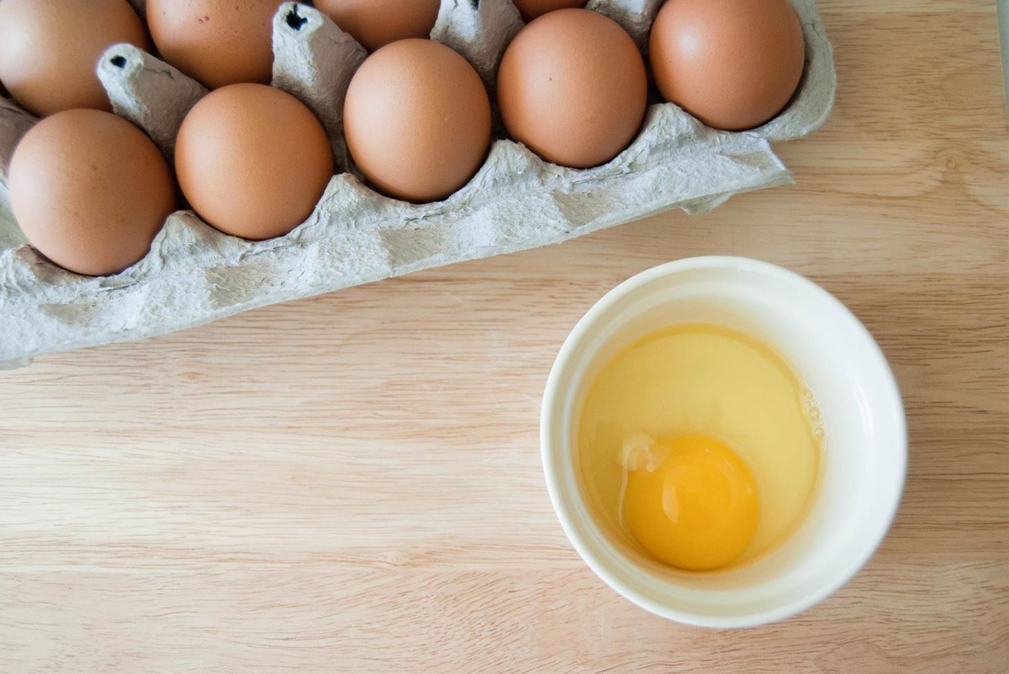 For Perfect Sunny-Side Up Eggs Every Time, Whisk Them (Seriously)