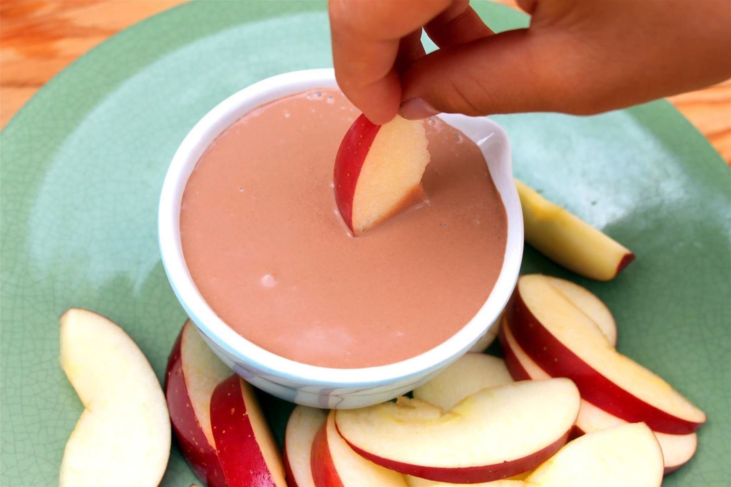 This Awesome 3-Ingredient Fruit Dip Will Change the Way You Snack