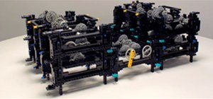 Apple Engineer Builds Fully-Functional Ancient Computer With LEGOs