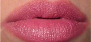 Fake full, luscious Angelina Jolie lips with makeup