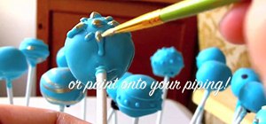 Make cake lollipops