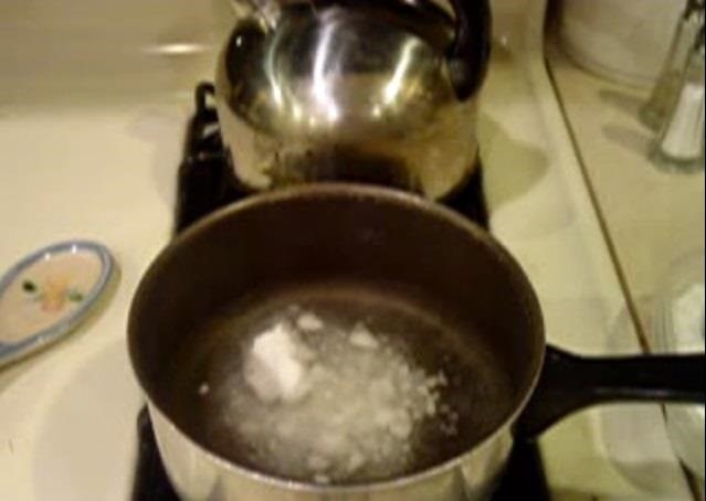 How to Make "Hot Ice" with Sodium Acetate Crystals