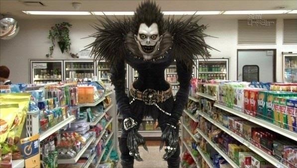 How to Become Ryuk from Death Note for Halloween