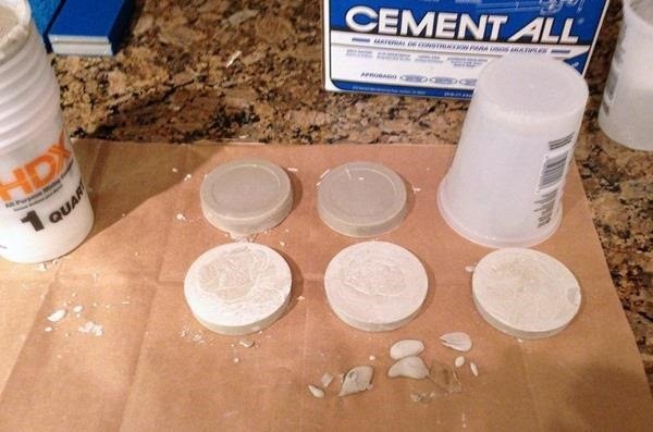 How to Make Sleek & Super Simple Drink Coasters Using Concrete & Plastic Cups